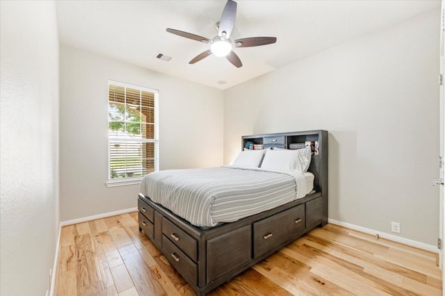 16802 Cherokee Lake Lane, Houston, TX 77044