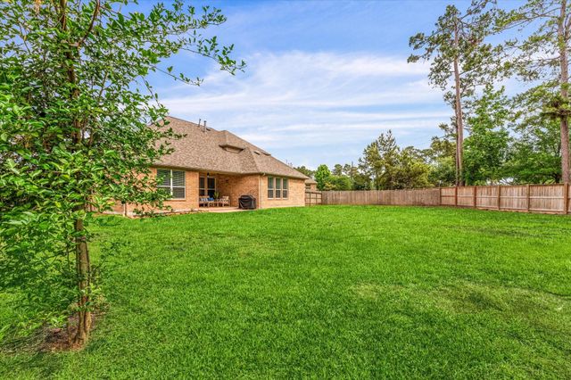 16802 Cherokee Lake Lane, Houston, TX 77044