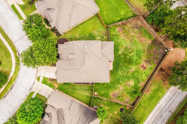 16802 Cherokee Lake Lane, Houston, TX 77044