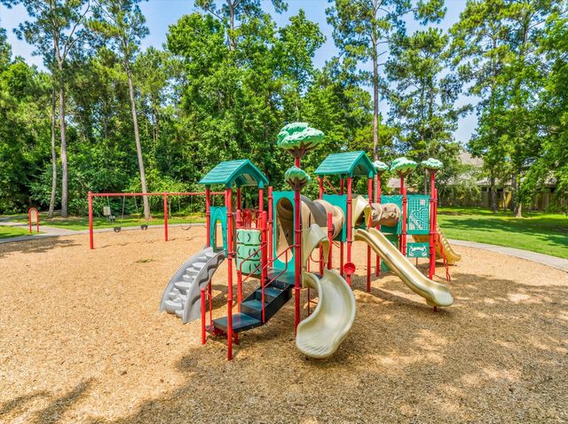 16802 Cherokee Lake Lane, Houston, TX 77044