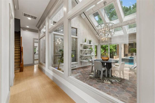 1916 Mulholland Drive, Edmond, OK 73012