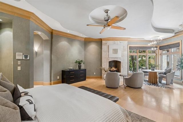 1916 Mulholland Drive, Edmond, OK 73012