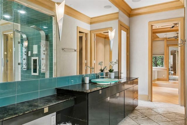 1916 Mulholland Drive, Edmond, OK 73012