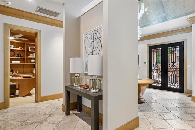 1916 Mulholland Drive, Edmond, OK 73012