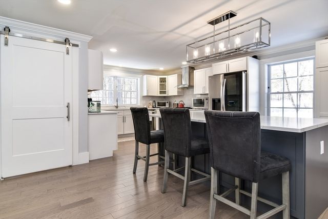 555 Old Harvard Rd, Boxborough, MA 01719