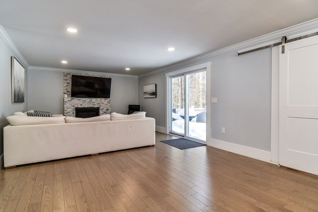 555 Old Harvard Rd, Boxborough, MA 01719