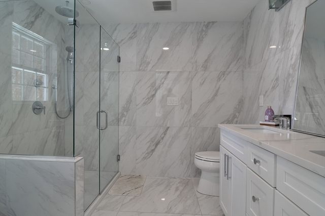 555 Old Harvard Rd, Boxborough, MA 01719