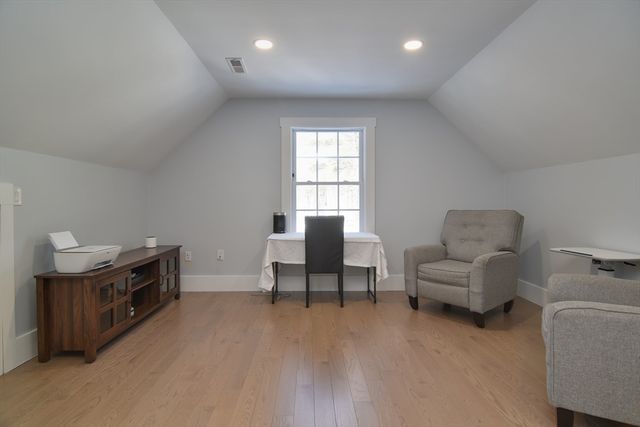 555 Old Harvard Rd, Boxborough, MA 01719