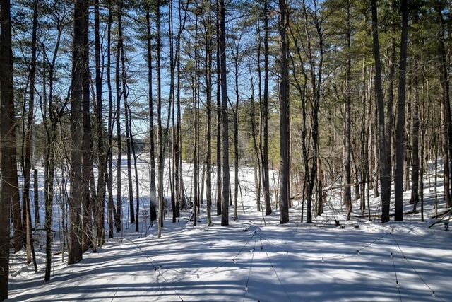 555 Old Harvard Rd, Boxborough, MA 01719