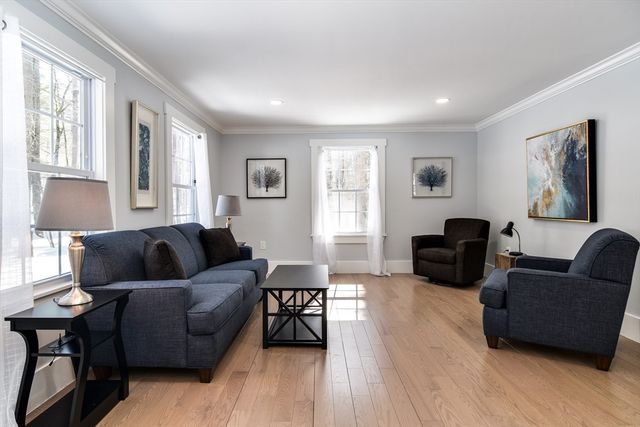 555 Old Harvard Rd, Boxborough, MA 01719