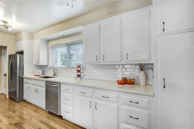 927 Alta Loma Drive, Corona, CA 92882