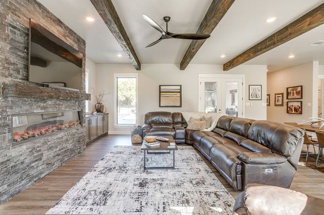 8104 Leven Links Street, Cleburne, TX 76033