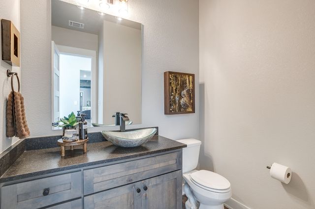 8104 Leven Links Street, Cleburne, TX 76033