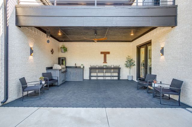 8104 Leven Links Street, Cleburne, TX 76033