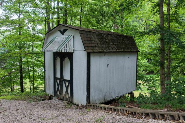 488 Dawn Lane, Bedford, IN 47421