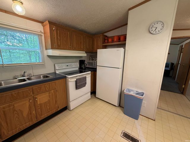 488 Dawn Lane, Bedford, IN 47421