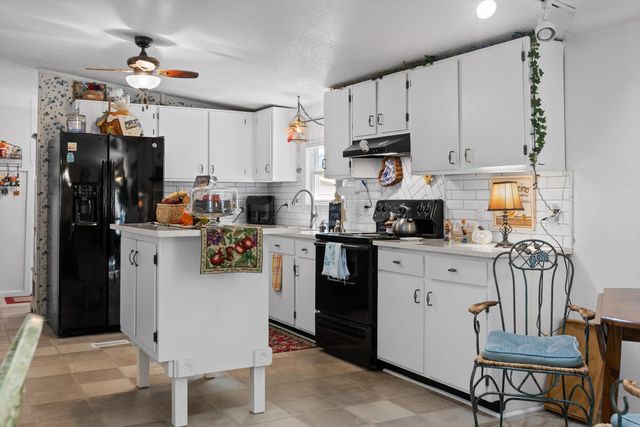 434 D Harvey Road, Graysville, TN 37338