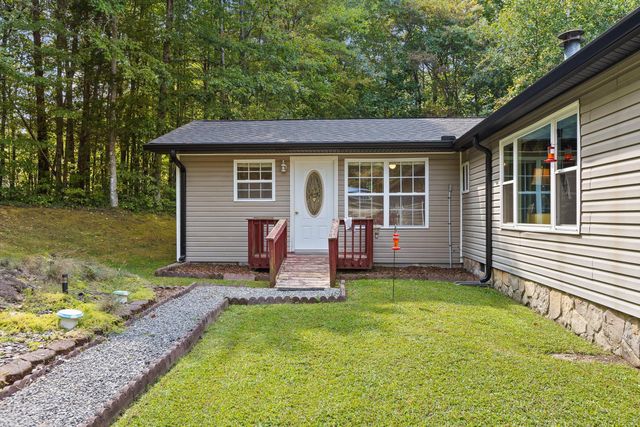 434 D Harvey Road, Graysville, TN 37338