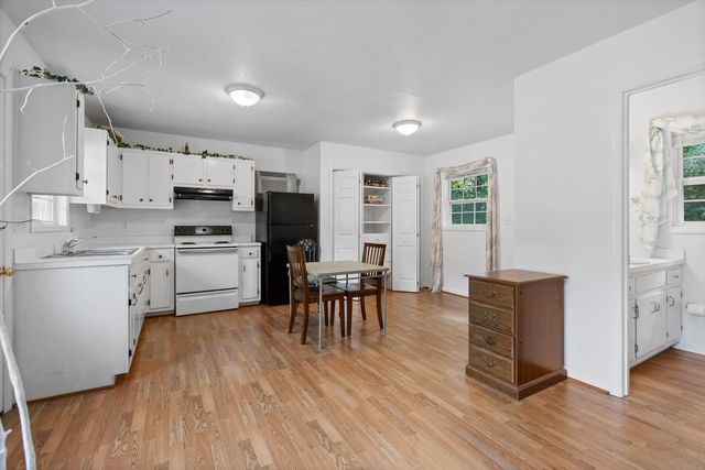 434 D Harvey Road, Graysville, TN 37338