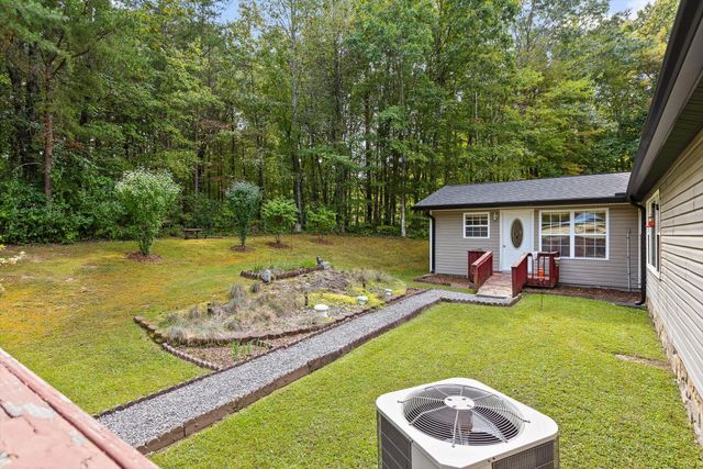 434 D Harvey Road, Graysville, TN 37338