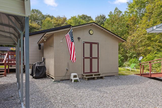 434 D Harvey Road, Graysville, TN 37338