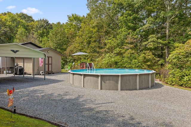 434 D Harvey Road, Graysville, TN 37338