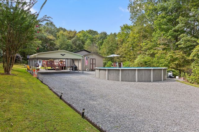 434 D Harvey Road, Graysville, TN 37338