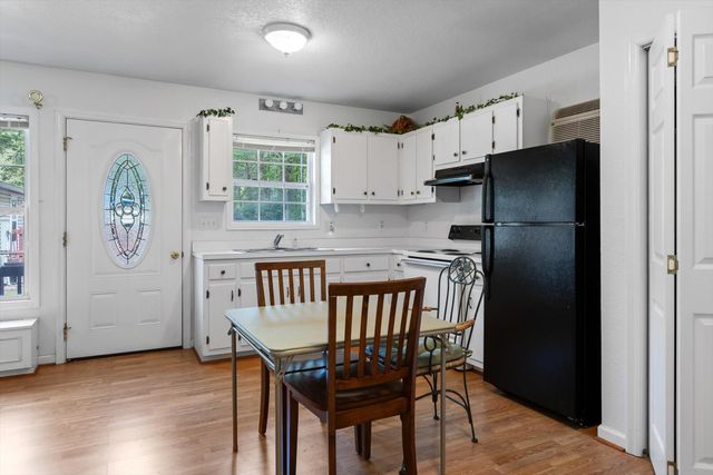 434 D Harvey Road, Graysville, TN 37338