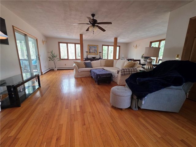 859 Black Plain Road, North Smithfield, RI 02896