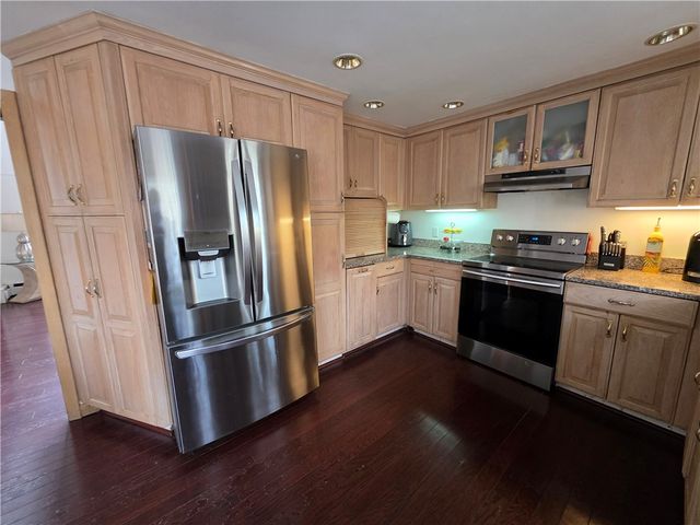 859 Black Plain Road, North Smithfield, RI 02896