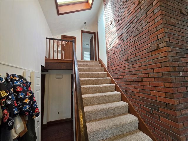 859 Black Plain Road, North Smithfield, RI 02896