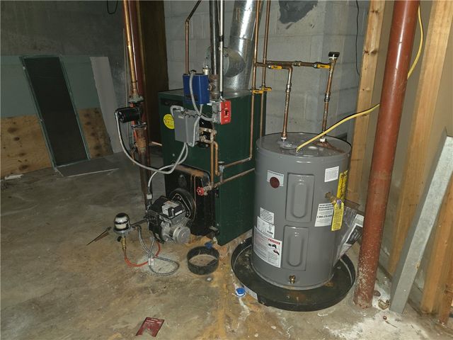 859 Black Plain Road, North Smithfield, RI 02896