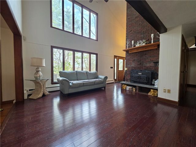 859 Black Plain Road, North Smithfield, RI 02896