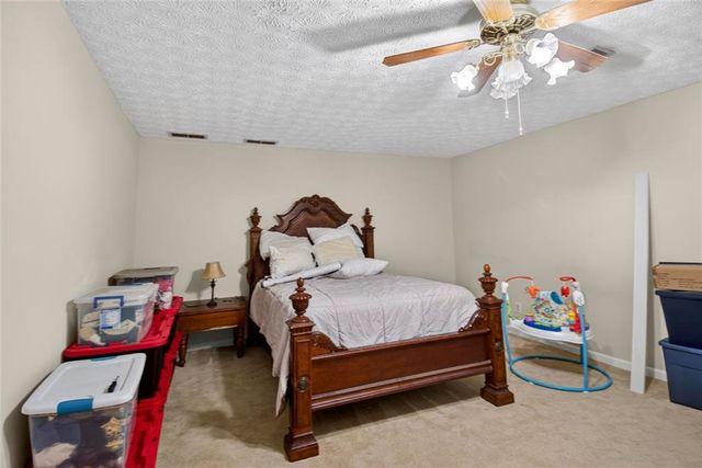 4805 Glenwood Drive, Acworth, GA 30101