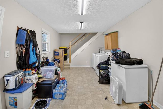 4805 Glenwood Drive, Acworth, GA 30101