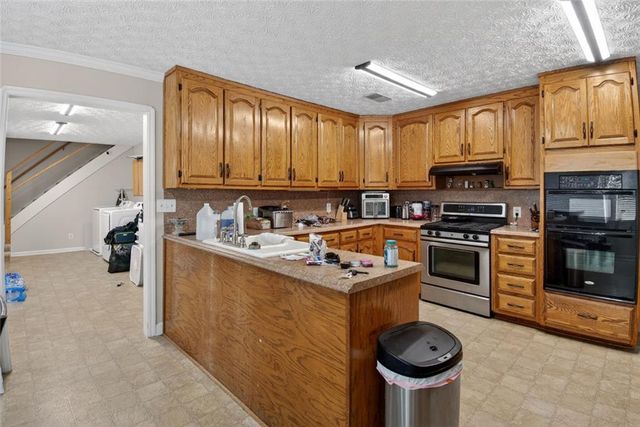 4805 Glenwood Drive, Acworth, GA 30101