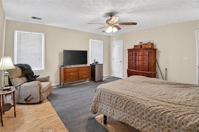 4805 Glenwood Drive, Acworth, GA 30101