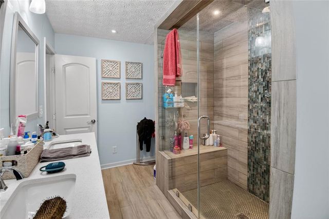 4805 Glenwood Drive, Acworth, GA 30101