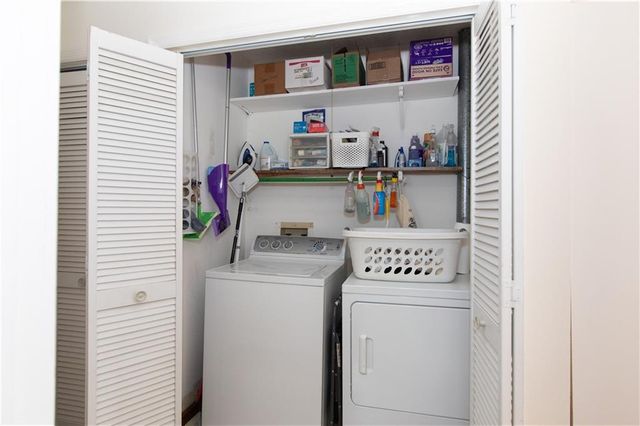 111 Little Brook Drive, Woodstock, GA 30188