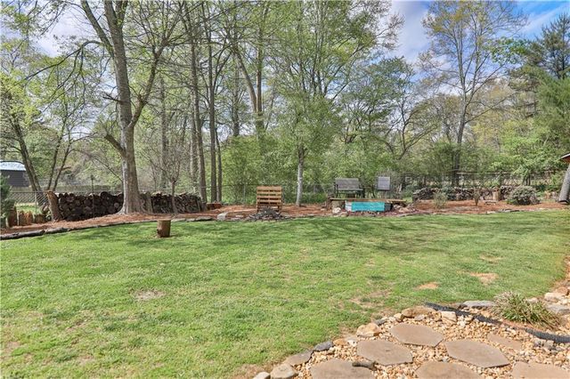 111 Little Brook Drive, Woodstock, GA 30188