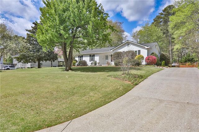 111 Little Brook Drive, Woodstock, GA 30188