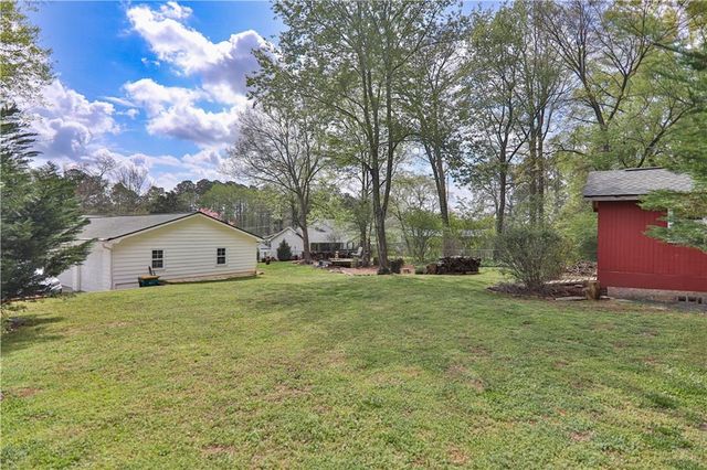 111 Little Brook Drive, Woodstock, GA 30188
