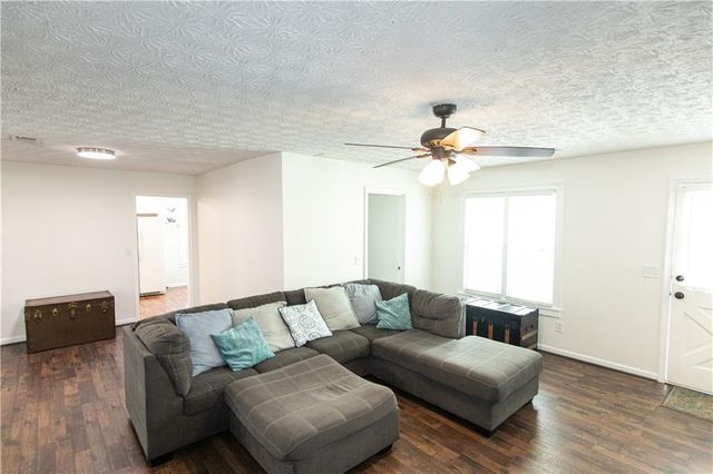 111 Little Brook Drive, Woodstock, GA 30188