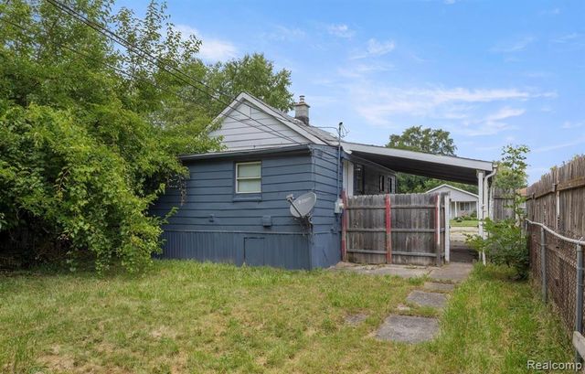 13436 Saint Andrews Avenue, Warren, MI 48089