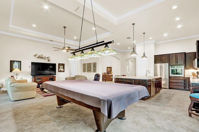 1042 NE Savanna Oaks Way, Jensen Beach, FL 34957