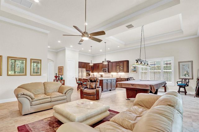 1042 NE Savanna Oaks Way, Jensen Beach, FL 34957