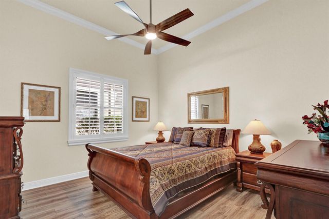 1042 NE Savanna Oaks Way, Jensen Beach, FL 34957