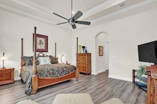 1042 NE Savanna Oaks Way, Jensen Beach, FL 34957