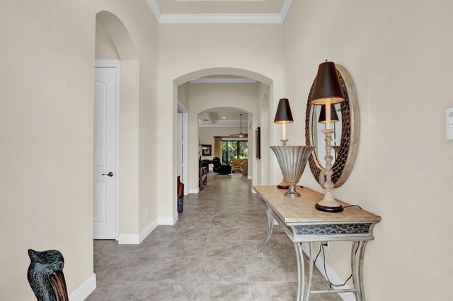 1042 NE Savanna Oaks Way, Jensen Beach, FL 34957