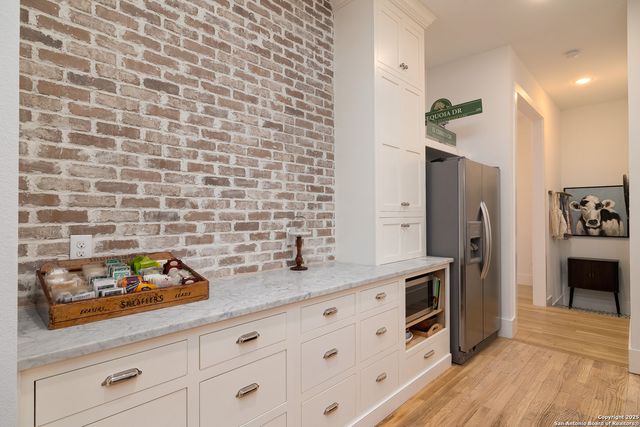 125 El Cerrito, San Antonio, TX 78232